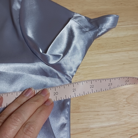 NWT Swomog Lavender Satin Button Down P.j Top Size Medium - Picture 6 of 7